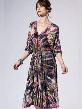 Mosslight V-Neck Tie-Dye Rayon Midi Dress in Purple and Olive